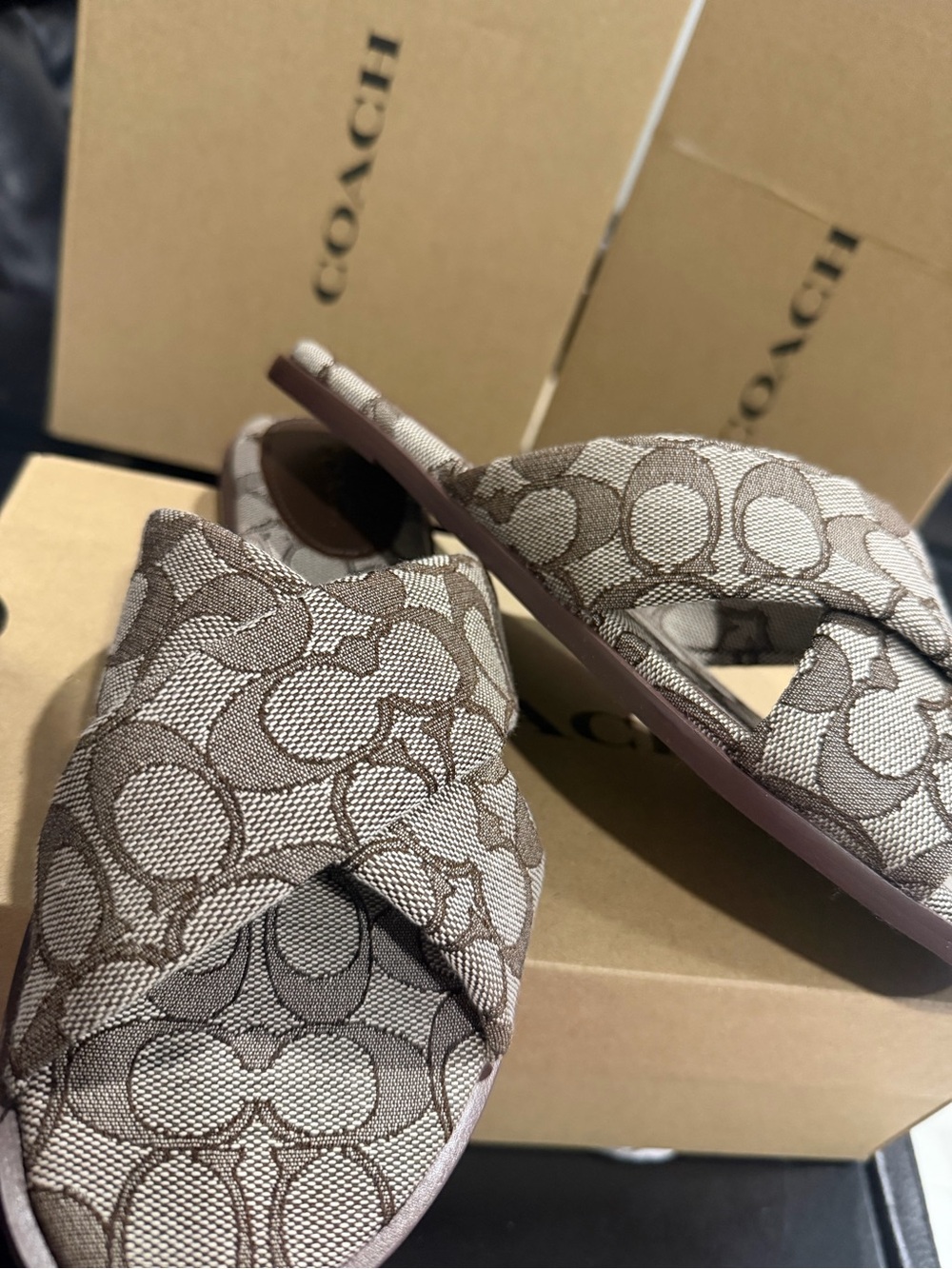 Coach Women Link Criss Cross Slide Signature Comfort Sandals 8.5 B New with box - Picture 6 of 14